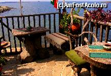 [P15] vederea spre mare a terasei rustice din Sozopol » foto by vasilica
 - 
<span class="allrVoted glyphicon glyphicon-heart hidden" id="av397361"></span>
<a class="m-l-10 hidden" id="sv397361" onclick="voting_Foto_DelVot(,397361,9723)" role="button">șterge vot <span class="glyphicon glyphicon-remove"></span></a>
<a id="v9397361" class=" c-red"  onclick="voting_Foto_SetVot(397361)" role="button"><span class="glyphicon glyphicon-heart-empty"></span> <b>LIKE</b> = Votează poza</a> <img class="hidden"  id="f397361W9" src="/imagini/loader.gif" border="0" /><span class="AjErrMes hidden" id="e397361ErM"></span>
