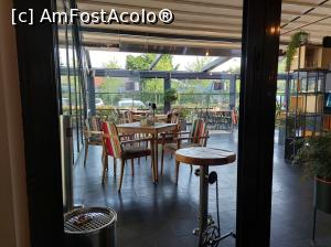 [P26] Vedere spre Bistro din interior, din sala de mic dejun. » foto by maryka
 - 
<span class="allrVoted glyphicon glyphicon-heart hidden" id="av1315254"></span>
<a class="m-l-10 hidden" id="sv1315254" onclick="voting_Foto_DelVot(,1315254,9747)" role="button">șterge vot <span class="glyphicon glyphicon-remove"></span></a>
<a id="v91315254" class=" c-red"  onclick="voting_Foto_SetVot(1315254)" role="button"><span class="glyphicon glyphicon-heart-empty"></span> <b>LIKE</b> = Votează poza</a> <img class="hidden"  id="f1315254W9" src="/imagini/loader.gif" border="0" /><span class="AjErrMes hidden" id="e1315254ErM"></span>