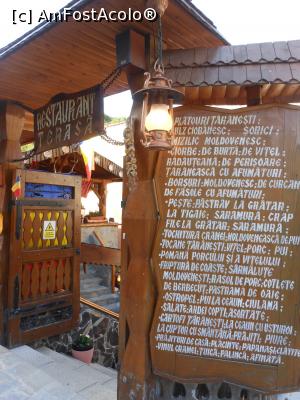 [P03] Crama Domnească - Poarta, scara și meniul pictat de la intrare. » foto by iulianic
 - 
<span class="allrVoted glyphicon glyphicon-heart hidden" id="av1228053"></span>
<a class="m-l-10 hidden" id="sv1228053" onclick="voting_Foto_DelVot(,1228053,9750)" role="button">șterge vot <span class="glyphicon glyphicon-remove"></span></a>
<a id="v91228053" class=" c-red"  onclick="voting_Foto_SetVot(1228053)" role="button"><span class="glyphicon glyphicon-heart-empty"></span> <b>LIKE</b> = Votează poza</a> <img class="hidden"  id="f1228053W9" src="/imagini/loader.gif" border="0" /><span class="AjErrMes hidden" id="e1228053ErM"></span>