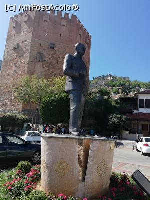 [P34] 34. „Turnul Roșu” este cel mai de jos punct de apărare al cetății și al portului.  » foto by msnd
 - 
<span class="allrVoted glyphicon glyphicon-heart hidden" id="av1132707"></span>
<a class="m-l-10 hidden" id="sv1132707" onclick="voting_Foto_DelVot(,1132707,9765)" role="button">șterge vot <span class="glyphicon glyphicon-remove"></span></a>
<a id="v91132707" class=" c-red"  onclick="voting_Foto_SetVot(1132707)" role="button"><span class="glyphicon glyphicon-heart-empty"></span> <b>LIKE</b> = Votează poza</a> <img class="hidden"  id="f1132707W9" src="/imagini/loader.gif" border="0" /><span class="AjErrMes hidden" id="e1132707ErM"></span>