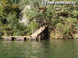 [P07] grota veteranilor » foto by belutina
 - 
<span class="allrVoted glyphicon glyphicon-heart hidden" id="av479098"></span>
<a class="m-l-10 hidden" id="sv479098" onclick="voting_Foto_DelVot(,479098,9782)" role="button">șterge vot <span class="glyphicon glyphicon-remove"></span></a>
<a id="v9479098" class=" c-red"  onclick="voting_Foto_SetVot(479098)" role="button"><span class="glyphicon glyphicon-heart-empty"></span> <b>LIKE</b> = Votează poza</a> <img class="hidden"  id="f479098W9" src="/imagini/loader.gif" border="0" /><span class="AjErrMes hidden" id="e479098ErM"></span>