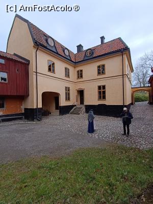 [P67] Stockholm, Skansen, Reședința lui Charles Tottie - Tottieska Garden, poză micșorată la jumătate, o vizităm în interior » foto by mprofeanu
 - 
<span class="allrVoted glyphicon glyphicon-heart hidden" id="av1516540"></span>
<a class="m-l-10 hidden" id="sv1516540" onclick="voting_Foto_DelVot(,1516540,9962)" role="button">șterge vot <span class="glyphicon glyphicon-remove"></span></a>
<a id="v91516540" class=" c-red"  onclick="voting_Foto_SetVot(1516540)" role="button"><span class="glyphicon glyphicon-heart-empty"></span> <b>LIKE</b> = Votează poza</a> <img class="hidden"  id="f1516540W9" src="/imagini/loader.gif" border="0" /><span class="AjErrMes hidden" id="e1516540ErM"></span>