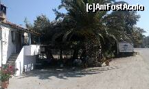 [P05] taverna intre sarti si porto koufo » foto by lica baesu
 - 
<span class="allrVoted glyphicon glyphicon-heart hidden" id="av160839"></span>
<a class="m-l-10 hidden" id="sv160839" onclick="voting_Foto_DelVot(,160839,9990)" role="button">șterge vot <span class="glyphicon glyphicon-remove"></span></a>
<a id="v9160839" class=" c-red"  onclick="voting_Foto_SetVot(160839)" role="button"><span class="glyphicon glyphicon-heart-empty"></span> <b>LIKE</b> = Votează poza</a> <img class="hidden"  id="f160839W9" src="/imagini/loader.gif" border="0" /><span class="AjErrMes hidden" id="e160839ErM"></span>