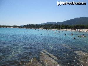 [P05] Golful de la Karidi beach langa Vourvourou, marginit de alte mici golfuri stancoase.  » foto by calatorul
 - 
<span class="allrVoted glyphicon glyphicon-heart hidden" id="av674099"></span>
<a class="m-l-10 hidden" id="sv674099" onclick="voting_Foto_DelVot(,674099,9990)" role="button">șterge vot <span class="glyphicon glyphicon-remove"></span></a>
<a id="v9674099" class=" c-red"  onclick="voting_Foto_SetVot(674099)" role="button"><span class="glyphicon glyphicon-heart-empty"></span> <b>LIKE</b> = Votează poza</a> <img class="hidden"  id="f674099W9" src="/imagini/loader.gif" border="0" /><span class="AjErrMes hidden" id="e674099ErM"></span>