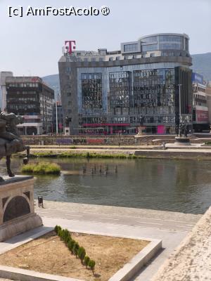 [P11] Alte statui pe malul opus » foto by fredutza
 - 
<span class="allrVoted glyphicon glyphicon-heart hidden" id="av1500275"></span>
<a class="m-l-10 hidden" id="sv1500275" onclick="voting_Foto_DelVot(,1500275,10053)" role="button">șterge vot <span class="glyphicon glyphicon-remove"></span></a>
<a id="v91500275" class=" c-red"  onclick="voting_Foto_SetVot(1500275)" role="button"><span class="glyphicon glyphicon-heart-empty"></span> <b>LIKE</b> = Votează poza</a> <img class="hidden"  id="f1500275W9" src="/imagini/loader.gif" border="0" /><span class="AjErrMes hidden" id="e1500275ErM"></span>