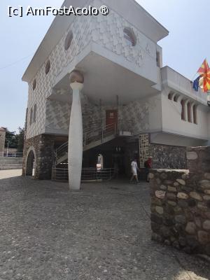 [P17] Memorialul Maria Tereza » foto by fredutza
 - 
<span class="allrVoted glyphicon glyphicon-heart hidden" id="av1500281"></span>
<a class="m-l-10 hidden" id="sv1500281" onclick="voting_Foto_DelVot(,1500281,10053)" role="button">șterge vot <span class="glyphicon glyphicon-remove"></span></a>
<a id="v91500281" class=" c-red"  onclick="voting_Foto_SetVot(1500281)" role="button"><span class="glyphicon glyphicon-heart-empty"></span> <b>LIKE</b> = Votează poza</a> <img class="hidden"  id="f1500281W9" src="/imagini/loader.gif" border="0" /><span class="AjErrMes hidden" id="e1500281ErM"></span>