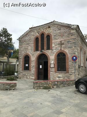 [P11] Biserica din port, Nikiti » foto by krisstinna
 - 
<span class="allrVoted glyphicon glyphicon-heart hidden" id="av1031595"></span>
<a class="m-l-10 hidden" id="sv1031595" onclick="voting_Foto_DelVot(,1031595,10079)" role="button">șterge vot <span class="glyphicon glyphicon-remove"></span></a>
<a id="v91031595" class=" c-red"  onclick="voting_Foto_SetVot(1031595)" role="button"><span class="glyphicon glyphicon-heart-empty"></span> <b>LIKE</b> = Votează poza</a> <img class="hidden"  id="f1031595W9" src="/imagini/loader.gif" border="0" /><span class="AjErrMes hidden" id="e1031595ErM"></span>