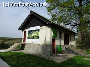 [P03] Clădirea expoziției - Rezervația „Zimbraria Neagra” - Bucșani, Dambovița.  » foto by tata123 🔱
 - 
<span class="allrVoted glyphicon glyphicon-heart hidden" id="av958835"></span>
<a class="m-l-10 hidden" id="sv958835" onclick="voting_Foto_DelVot(,958835,10135)" role="button">șterge vot <span class="glyphicon glyphicon-remove"></span></a>
<a id="v9958835" class=" c-red"  onclick="voting_Foto_SetVot(958835)" role="button"><span class="glyphicon glyphicon-heart-empty"></span> <b>LIKE</b> = Votează poza</a> <img class="hidden"  id="f958835W9" src="/imagini/loader.gif" border="0" /><span class="AjErrMes hidden" id="e958835ErM"></span>