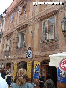 [P42] Iata si un hotel : evident ca este in acelasi stil al orasului - cu fatada pictata in nuante de rozuri, galben si bej. » foto by a.sr*
 - 
<span class="allrVoted glyphicon glyphicon-heart hidden" id="av252761"></span>
<a class="m-l-10 hidden" id="sv252761" onclick="voting_Foto_DelVot(,252761,10138)" role="button">șterge vot <span class="glyphicon glyphicon-remove"></span></a>
<a id="v9252761" class=" c-red"  onclick="voting_Foto_SetVot(252761)" role="button"><span class="glyphicon glyphicon-heart-empty"></span> <b>LIKE</b> = Votează poza</a> <img class="hidden"  id="f252761W9" src="/imagini/loader.gif" border="0" /><span class="AjErrMes hidden" id="e252761ErM"></span>