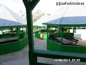 [P06] Foișoarele din curte și masa de biliard » foto by ungureanica
 - 
<span class="allrVoted glyphicon glyphicon-heart hidden" id="av569917"></span>
<a class="m-l-10 hidden" id="sv569917" onclick="voting_Foto_DelVot(,569917,10270)" role="button">șterge vot <span class="glyphicon glyphicon-remove"></span></a>
<a id="v9569917" class=" c-red"  onclick="voting_Foto_SetVot(569917)" role="button"><span class="glyphicon glyphicon-heart-empty"></span> <b>LIKE</b> = Votează poza</a> <img class="hidden"  id="f569917W9" src="/imagini/loader.gif" border="0" /><span class="AjErrMes hidden" id="e569917ErM"></span>