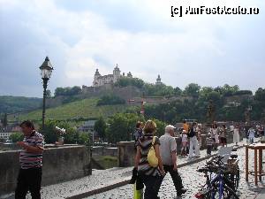 P07 [MAY-2012] Wurzburg - Fortăreaţa Marienberg vazuta de pe pod