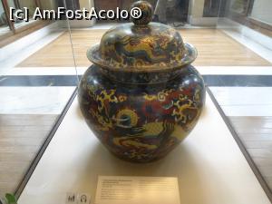 [P09] British Museum, Londra. Bol din dinastia Ming.  » foto by mihaelavoicu
 - 
<span class="allrVoted glyphicon glyphicon-heart hidden" id="av1139439"></span>
<a class="m-l-10 hidden" id="sv1139439" onclick="voting_Foto_DelVot(,1139439,10282)" role="button">șterge vot <span class="glyphicon glyphicon-remove"></span></a>
<a id="v91139439" class=" c-red"  onclick="voting_Foto_SetVot(1139439)" role="button"><span class="glyphicon glyphicon-heart-empty"></span> <b>LIKE</b> = Votează poza</a> <img class="hidden"  id="f1139439W9" src="/imagini/loader.gif" border="0" /><span class="AjErrMes hidden" id="e1139439ErM"></span>