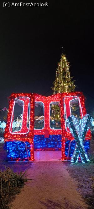 [P17] Telegondola și cutia de scrisori. » foto by tata123 🔱
 - 
<span class="allrVoted glyphicon glyphicon-heart hidden" id="av1404912"></span>
<a class="m-l-10 hidden" id="sv1404912" onclick="voting_Foto_DelVot(,1404912,10344)" role="button">șterge vot <span class="glyphicon glyphicon-remove"></span></a>
<a id="v91404912" class=" c-red"  onclick="voting_Foto_SetVot(1404912)" role="button"><span class="glyphicon glyphicon-heart-empty"></span> <b>LIKE</b> = Votează poza</a> <img class="hidden"  id="f1404912W9" src="/imagini/loader.gif" border="0" /><span class="AjErrMes hidden" id="e1404912ErM"></span>