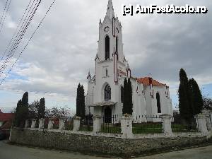 [P07] Biserica din Brata » foto by marocanu21
 - 
<span class="allrVoted glyphicon glyphicon-heart hidden" id="av488825"></span>
<a class="m-l-10 hidden" id="sv488825" onclick="voting_Foto_DelVot(,488825,10358)" role="button">șterge vot <span class="glyphicon glyphicon-remove"></span></a>
<a id="v9488825" class=" c-red"  onclick="voting_Foto_SetVot(488825)" role="button"><span class="glyphicon glyphicon-heart-empty"></span> <b>LIKE</b> = Votează poza</a> <img class="hidden"  id="f488825W9" src="/imagini/loader.gif" border="0" /><span class="AjErrMes hidden" id="e488825ErM"></span>
