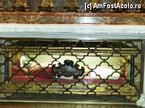 [P13] Bazilica San Pietro » foto by yuly68*
 - 
<span class="allrVoted glyphicon glyphicon-heart hidden" id="av386909"></span>
<a class="m-l-10 hidden" id="sv386909" onclick="voting_Foto_DelVot(,386909,10398)" role="button">șterge vot <span class="glyphicon glyphicon-remove"></span></a>
<a id="v9386909" class=" c-red"  onclick="voting_Foto_SetVot(386909)" role="button"><span class="glyphicon glyphicon-heart-empty"></span> <b>LIKE</b> = Votează poza</a> <img class="hidden"  id="f386909W9" src="/imagini/loader.gif" border="0" /><span class="AjErrMes hidden" id="e386909ErM"></span>