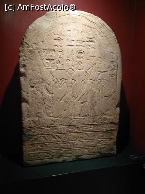 [P05] 5. Stela faraonului femeie Hatshepsut, aducând ofrande zeului Amon - Ra.  » foto by msnd
 - 
<span class="allrVoted glyphicon glyphicon-heart hidden" id="av884548"></span>
<a class="m-l-10 hidden" id="sv884548" onclick="voting_Foto_DelVot(,884548,10398)" role="button">șterge vot <span class="glyphicon glyphicon-remove"></span></a>
<a id="v9884548" class=" c-red"  onclick="voting_Foto_SetVot(884548)" role="button"><span class="glyphicon glyphicon-heart-empty"></span> <b>LIKE</b> = Votează poza</a> <img class="hidden"  id="f884548W9" src="/imagini/loader.gif" border="0" /><span class="AjErrMes hidden" id="e884548ErM"></span>