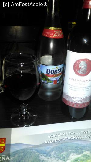 [P14] înainte de a venii mâncarea ne-am bucurat de un pahar de vin roșu » foto by zlatna
 - 
<span class="allrVoted glyphicon glyphicon-heart hidden" id="av886843"></span>
<a class="m-l-10 hidden" id="sv886843" onclick="voting_Foto_DelVot(,886843,10418)" role="button">șterge vot <span class="glyphicon glyphicon-remove"></span></a>
<a id="v9886843" class=" c-red"  onclick="voting_Foto_SetVot(886843)" role="button"><span class="glyphicon glyphicon-heart-empty"></span> <b>LIKE</b> = Votează poza</a> <img class="hidden"  id="f886843W9" src="/imagini/loader.gif" border="0" /><span class="AjErrMes hidden" id="e886843ErM"></span>