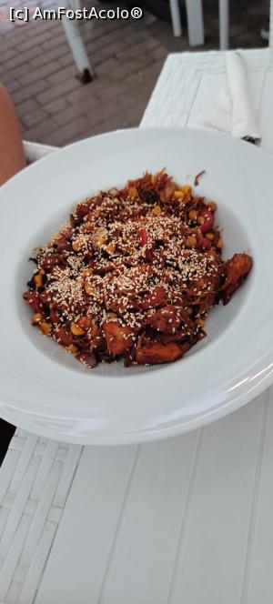 [P08] Noodles Thai cu pui. » foto by tata123 🔱
 - 
<span class="allrVoted glyphicon glyphicon-heart hidden" id="av1383372"></span>
<a class="m-l-10 hidden" id="sv1383372" onclick="voting_Foto_DelVot(,1383372,10422)" role="button">șterge vot <span class="glyphicon glyphicon-remove"></span></a>
<a id="v91383372" class=" c-red"  onclick="voting_Foto_SetVot(1383372)" role="button"><span class="glyphicon glyphicon-heart-empty"></span> <b>LIKE</b> = Votează poza</a> <img class="hidden"  id="f1383372W9" src="/imagini/loader.gif" border="0" /><span class="AjErrMes hidden" id="e1383372ErM"></span>