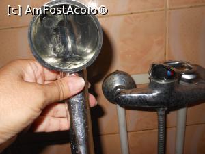 [P20] Pensiunea NICOL - Tulcea. În baia camerei 7.  » foto by iulianic
 - 
<span class="allrVoted glyphicon glyphicon-heart hidden" id="av1102209"></span>
<a class="m-l-10 hidden" id="sv1102209" onclick="voting_Foto_DelVot(,1102209,10438)" role="button">șterge vot <span class="glyphicon glyphicon-remove"></span></a>
<a id="v91102209" class=" c-red"  onclick="voting_Foto_SetVot(1102209)" role="button"><span class="glyphicon glyphicon-heart-empty"></span> <b>LIKE</b> = Votează poza</a> <img class="hidden"  id="f1102209W9" src="/imagini/loader.gif" border="0" /><span class="AjErrMes hidden" id="e1102209ErM"></span>