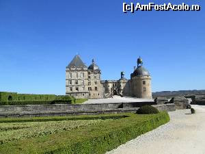 [P19] castelul Hautefort castelul-fortareata » foto by Alesana29
 - 
<span class="allrVoted glyphicon glyphicon-heart hidden" id="av516601"></span>
<a class="m-l-10 hidden" id="sv516601" onclick="voting_Foto_DelVot(,516601,10440)" role="button">șterge vot <span class="glyphicon glyphicon-remove"></span></a>
<a id="v9516601" class=" c-red"  onclick="voting_Foto_SetVot(516601)" role="button"><span class="glyphicon glyphicon-heart-empty"></span> <b>LIKE</b> = Votează poza</a> <img class="hidden"  id="f516601W9" src="/imagini/loader.gif" border="0" /><span class="AjErrMes hidden" id="e516601ErM"></span>