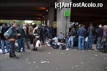 [P27] ... pe sub podul cu localnici.  » foto by TraianS
 - 
<span class="allrVoted glyphicon glyphicon-heart hidden" id="av495787"></span>
<a class="m-l-10 hidden" id="sv495787" onclick="voting_Foto_DelVot(,495787,10445)" role="button">șterge vot <span class="glyphicon glyphicon-remove"></span></a>
<a id="v9495787" class=" c-red"  onclick="voting_Foto_SetVot(495787)" role="button"><span class="glyphicon glyphicon-heart-empty"></span> <b>LIKE</b> = Votează poza</a> <img class="hidden"  id="f495787W9" src="/imagini/loader.gif" border="0" /><span class="AjErrMes hidden" id="e495787ErM"></span>