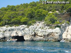 [P17] grotta delle rondinelle » foto by buterfly*
 - 
<span class="allrVoted glyphicon glyphicon-heart hidden" id="av516683"></span>
<a class="m-l-10 hidden" id="sv516683" onclick="voting_Foto_DelVot(,516683,10521)" role="button">șterge vot <span class="glyphicon glyphicon-remove"></span></a>
<a id="v9516683" class=" c-red"  onclick="voting_Foto_SetVot(516683)" role="button"><span class="glyphicon glyphicon-heart-empty"></span> <b>LIKE</b> = Votează poza</a> <img class="hidden"  id="f516683W9" src="/imagini/loader.gif" border="0" /><span class="AjErrMes hidden" id="e516683ErM"></span>