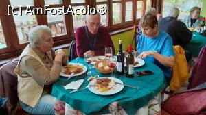 [P28] Iacătă și pe noi ostoindu-ne foamea și setea » foto by Mitica49
 - 
<span class="allrVoted glyphicon glyphicon-heart hidden" id="av1422532"></span>
<a class="m-l-10 hidden" id="sv1422532" onclick="voting_Foto_DelVot(,1422532,10554)" role="button">șterge vot <span class="glyphicon glyphicon-remove"></span></a>
<a id="v91422532" class=" c-red"  onclick="voting_Foto_SetVot(1422532)" role="button"><span class="glyphicon glyphicon-heart-empty"></span> <b>LIKE</b> = Votează poza</a> <img class="hidden"  id="f1422532W9" src="/imagini/loader.gif" border="0" /><span class="AjErrMes hidden" id="e1422532ErM"></span>