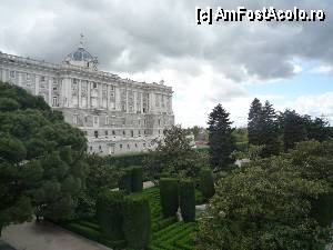 [P45] Madrid, Palatul Regal » foto by cryss27
 - 
<span class="allrVoted glyphicon glyphicon-heart hidden" id="av385952"></span>
<a class="m-l-10 hidden" id="sv385952" onclick="voting_Foto_DelVot(,385952,10692)" role="button">șterge vot <span class="glyphicon glyphicon-remove"></span></a>
<a id="v9385952" class=" c-red"  onclick="voting_Foto_SetVot(385952)" role="button"><span class="glyphicon glyphicon-heart-empty"></span> <b>LIKE</b> = Votează poza</a> <img class="hidden"  id="f385952W9" src="/imagini/loader.gif" border="0" /><span class="AjErrMes hidden" id="e385952ErM"></span>
