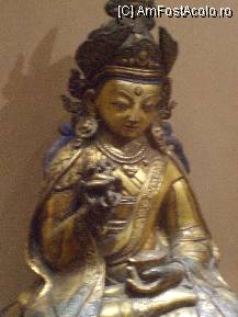 [P11] statuieta aurita, arta indiana » foto by Cristian_h
 - 
<span class="allrVoted glyphicon glyphicon-heart hidden" id="av97805"></span>
<a class="m-l-10 hidden" id="sv97805" onclick="voting_Foto_DelVot(,97805,10697)" role="button">șterge vot <span class="glyphicon glyphicon-remove"></span></a>
<a id="v997805" class=" c-red"  onclick="voting_Foto_SetVot(97805)" role="button"><span class="glyphicon glyphicon-heart-empty"></span> <b>LIKE</b> = Votează poza</a> <img class="hidden"  id="f97805W9" src="/imagini/loader.gif" border="0" /><span class="AjErrMes hidden" id="e97805ErM"></span>