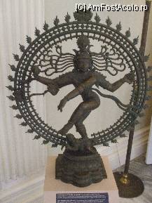 [P19] statueta de cult - india » foto by Cristian_h
 - 
<span class="allrVoted glyphicon glyphicon-heart hidden" id="av97827"></span>
<a class="m-l-10 hidden" id="sv97827" onclick="voting_Foto_DelVot(,97827,10697)" role="button">șterge vot <span class="glyphicon glyphicon-remove"></span></a>
<a id="v997827" class=" c-red"  onclick="voting_Foto_SetVot(97827)" role="button"><span class="glyphicon glyphicon-heart-empty"></span> <b>LIKE</b> = Votează poza</a> <img class="hidden"  id="f97827W9" src="/imagini/loader.gif" border="0" /><span class="AjErrMes hidden" id="e97827ErM"></span>