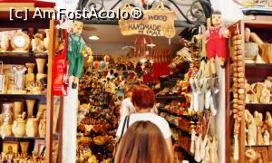 [P30] Prăvălie cu artizanat lemnos de măslin și alte treburi » foto by Lucien
 - 
<span class="allrVoted glyphicon glyphicon-heart hidden" id="av786988"></span>
<a class="m-l-10 hidden" id="sv786988" onclick="voting_Foto_DelVot(,786988,10697)" role="button">șterge vot <span class="glyphicon glyphicon-remove"></span></a>
<a id="v9786988" class=" c-red"  onclick="voting_Foto_SetVot(786988)" role="button"><span class="glyphicon glyphicon-heart-empty"></span> <b>LIKE</b> = Votează poza</a> <img class="hidden"  id="f786988W9" src="/imagini/loader.gif" border="0" /><span class="AjErrMes hidden" id="e786988ErM"></span>