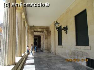 [P49] Afara, in spatele coloanelor.  » foto by elviramvio
 - 
<span class="allrVoted glyphicon glyphicon-heart hidden" id="av801579"></span>
<a class="m-l-10 hidden" id="sv801579" onclick="voting_Foto_DelVot(,801579,10697)" role="button">șterge vot <span class="glyphicon glyphicon-remove"></span></a>
<a id="v9801579" class=" c-red"  onclick="voting_Foto_SetVot(801579)" role="button"><span class="glyphicon glyphicon-heart-empty"></span> <b>LIKE</b> = Votează poza</a> <img class="hidden"  id="f801579W9" src="/imagini/loader.gif" border="0" /><span class="AjErrMes hidden" id="e801579ErM"></span>