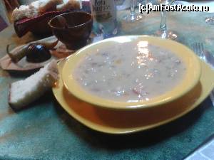 [P08] Ciorba de fasole cu afumatura » foto by spiros
 - 
<span class="allrVoted glyphicon glyphicon-heart hidden" id="av580386"></span>
<a class="m-l-10 hidden" id="sv580386" onclick="voting_Foto_DelVot(,580386,10730)" role="button">șterge vot <span class="glyphicon glyphicon-remove"></span></a>
<a id="v9580386" class=" c-red"  onclick="voting_Foto_SetVot(580386)" role="button"><span class="glyphicon glyphicon-heart-empty"></span> <b>LIKE</b> = Votează poza</a> <img class="hidden"  id="f580386W9" src="/imagini/loader.gif" border="0" /><span class="AjErrMes hidden" id="e580386ErM"></span>