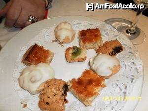 [P62]  -- <small>// FĂRĂ DESCRIERE</small> » foto by Alina53
 - 
<span class="allrVoted glyphicon glyphicon-heart hidden" id="av473882"></span>
<a class="m-l-10 hidden" id="sv473882" onclick="voting_Foto_DelVot(,473882,10802)" role="button">șterge vot <span class="glyphicon glyphicon-remove"></span></a>
<a id="v9473882" class=" c-red"  onclick="voting_Foto_SetVot(473882)" role="button"><span class="glyphicon glyphicon-heart-empty"></span> <b>LIKE</b> = Votează poza</a> <img class="hidden"  id="f473882W9" src="/imagini/loader.gif" border="0" /><span class="AjErrMes hidden" id="e473882ErM"></span>