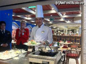 [P15] Demonstratie culinara » foto by andraz
 - 
<span class="allrVoted glyphicon glyphicon-heart hidden" id="av688604"></span>
<a class="m-l-10 hidden" id="sv688604" onclick="voting_Foto_DelVot(,688604,10802)" role="button">șterge vot <span class="glyphicon glyphicon-remove"></span></a>
<a id="v9688604" class=" c-red"  onclick="voting_Foto_SetVot(688604)" role="button"><span class="glyphicon glyphicon-heart-empty"></span> <b>LIKE</b> = Votează poza</a> <img class="hidden"  id="f688604W9" src="/imagini/loader.gif" border="0" /><span class="AjErrMes hidden" id="e688604ErM"></span>