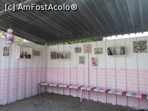 [P11] O stație de autobuz într-un sat din nordul Bulgariei!  » foto by crismis
 - 
<span class="allrVoted glyphicon glyphicon-heart hidden" id="av1099866"></span>
<a class="m-l-10 hidden" id="sv1099866" onclick="voting_Foto_DelVot(,1099866,10840)" role="button">șterge vot <span class="glyphicon glyphicon-remove"></span></a>
<a id="v91099866" class=" c-red"  onclick="voting_Foto_SetVot(1099866)" role="button"><span class="glyphicon glyphicon-heart-empty"></span> <b>LIKE</b> = Votează poza</a> <img class="hidden"  id="f1099866W9" src="/imagini/loader.gif" border="0" /><span class="AjErrMes hidden" id="e1099866ErM"></span>