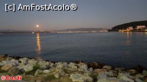 [P02] Răsărit de Lună deasupra orașului &Ccedil;anakkale, văzut de pe faleza orașului Eceabat » foto by Costi
 - 
<span class="allrVoted glyphicon glyphicon-heart hidden" id="av1189797"></span>
<a class="m-l-10 hidden" id="sv1189797" onclick="voting_Foto_DelVot(,1189797,10840)" role="button">șterge vot <span class="glyphicon glyphicon-remove"></span></a>
<a id="v91189797" class=" c-red"  onclick="voting_Foto_SetVot(1189797)" role="button"><span class="glyphicon glyphicon-heart-empty"></span> <b>LIKE</b> = Votează poza</a> <img class="hidden"  id="f1189797W9" src="/imagini/loader.gif" border="0" /><span class="AjErrMes hidden" id="e1189797ErM"></span>