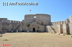 [P25] &Icirc;n cetatea Bozcaada » foto by Costi
 - 
<span class="allrVoted glyphicon glyphicon-heart hidden" id="av1189820"></span>
<a class="m-l-10 hidden" id="sv1189820" onclick="voting_Foto_DelVot(,1189820,10840)" role="button">șterge vot <span class="glyphicon glyphicon-remove"></span></a>
<a id="v91189820" class=" c-red"  onclick="voting_Foto_SetVot(1189820)" role="button"><span class="glyphicon glyphicon-heart-empty"></span> <b>LIKE</b> = Votează poza</a> <img class="hidden"  id="f1189820W9" src="/imagini/loader.gif" border="0" /><span class="AjErrMes hidden" id="e1189820ErM"></span>