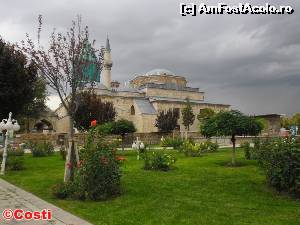 [P19] Mausoleul poetului mistic Rumi Mevlana, din Konya.  » foto by Costi
 - 
<span class="allrVoted glyphicon glyphicon-heart hidden" id="av561101"></span>
<a class="m-l-10 hidden" id="sv561101" onclick="voting_Foto_DelVot(,561101,10840)" role="button">șterge vot <span class="glyphicon glyphicon-remove"></span></a>
<a id="v9561101" class=" c-red"  onclick="voting_Foto_SetVot(561101)" role="button"><span class="glyphicon glyphicon-heart-empty"></span> <b>LIKE</b> = Votează poza</a> <img class="hidden"  id="f561101W9" src="/imagini/loader.gif" border="0" /><span class="AjErrMes hidden" id="e561101ErM"></span>