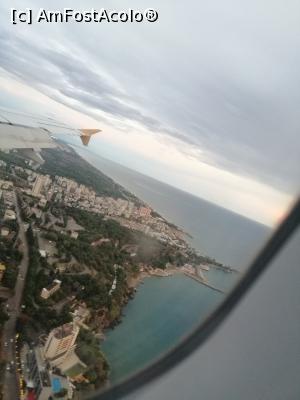 [P06] Tot din avion -se vede marea » foto by mmierla
 - 
<span class="allrVoted glyphicon glyphicon-heart hidden" id="av1128732"></span>
<a class="m-l-10 hidden" id="sv1128732" onclick="voting_Foto_DelVot(,1128732,10840)" role="button">șterge vot <span class="glyphicon glyphicon-remove"></span></a>
<a id="v91128732" class=" c-red"  onclick="voting_Foto_SetVot(1128732)" role="button"><span class="glyphicon glyphicon-heart-empty"></span> <b>LIKE</b> = Votează poza</a> <img class="hidden"  id="f1128732W9" src="/imagini/loader.gif" border="0" /><span class="AjErrMes hidden" id="e1128732ErM"></span>