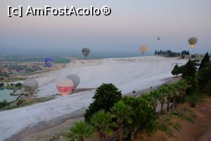 [P39] Pamukkale - zborul cu balonul » foto by nickro
 - 
<span class="allrVoted glyphicon glyphicon-heart hidden" id="av1313042"></span>
<a class="m-l-10 hidden" id="sv1313042" onclick="voting_Foto_DelVot(,1313042,10840)" role="button">șterge vot <span class="glyphicon glyphicon-remove"></span></a>
<a id="v91313042" class=" c-red"  onclick="voting_Foto_SetVot(1313042)" role="button"><span class="glyphicon glyphicon-heart-empty"></span> <b>LIKE</b> = Votează poza</a> <img class="hidden"  id="f1313042W9" src="/imagini/loader.gif" border="0" /><span class="AjErrMes hidden" id="e1313042ErM"></span>