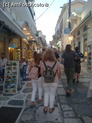 [P19] Straduta din Tinos Town » foto by ilee
 - 
<span class="allrVoted glyphicon glyphicon-heart hidden" id="av1246151"></span>
<a class="m-l-10 hidden" id="sv1246151" onclick="voting_Foto_DelVot(,1246151,10936)" role="button">șterge vot <span class="glyphicon glyphicon-remove"></span></a>
<a id="v91246151" class=" c-red"  onclick="voting_Foto_SetVot(1246151)" role="button"><span class="glyphicon glyphicon-heart-empty"></span> <b>LIKE</b> = Votează poza</a> <img class="hidden"  id="f1246151W9" src="/imagini/loader.gif" border="0" /><span class="AjErrMes hidden" id="e1246151ErM"></span>