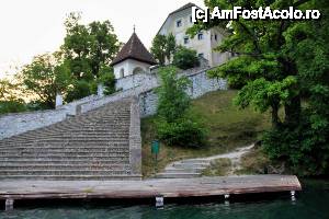 [P39] Lacul Bled - insula » foto by cristi_an3000
 - 
<span class="allrVoted glyphicon glyphicon-heart hidden" id="av475350"></span>
<a class="m-l-10 hidden" id="sv475350" onclick="voting_Foto_DelVot(,475350,11040)" role="button">șterge vot <span class="glyphicon glyphicon-remove"></span></a>
<a id="v9475350" class=" c-red"  onclick="voting_Foto_SetVot(475350)" role="button"><span class="glyphicon glyphicon-heart-empty"></span> <b>LIKE</b> = Votează poza</a> <img class="hidden"  id="f475350W9" src="/imagini/loader.gif" border="0" /><span class="AjErrMes hidden" id="e475350ErM"></span>