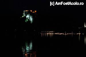 [P44] Bled - castelul in noapte » foto by cristi_an3000
 - 
<span class="allrVoted glyphicon glyphicon-heart hidden" id="av475355"></span>
<a class="m-l-10 hidden" id="sv475355" onclick="voting_Foto_DelVot(,475355,11040)" role="button">șterge vot <span class="glyphicon glyphicon-remove"></span></a>
<a id="v9475355" class=" c-red"  onclick="voting_Foto_SetVot(475355)" role="button"><span class="glyphicon glyphicon-heart-empty"></span> <b>LIKE</b> = Votează poza</a> <img class="hidden"  id="f475355W9" src="/imagini/loader.gif" border="0" /><span class="AjErrMes hidden" id="e475355ErM"></span>