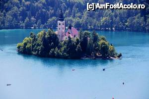 [P51] Bled - vedere de la castel spre insula » foto by cristi_an3000
 - 
<span class="allrVoted glyphicon glyphicon-heart hidden" id="av475362"></span>
<a class="m-l-10 hidden" id="sv475362" onclick="voting_Foto_DelVot(,475362,11040)" role="button">șterge vot <span class="glyphicon glyphicon-remove"></span></a>
<a id="v9475362" class=" c-red"  onclick="voting_Foto_SetVot(475362)" role="button"><span class="glyphicon glyphicon-heart-empty"></span> <b>LIKE</b> = Votează poza</a> <img class="hidden"  id="f475362W9" src="/imagini/loader.gif" border="0" /><span class="AjErrMes hidden" id="e475362ErM"></span>