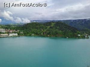 [P16] Lacul Bled - Slovenia » foto by zlatna
 - 
<span class="allrVoted glyphicon glyphicon-heart hidden" id="av1508632"></span>
<a class="m-l-10 hidden" id="sv1508632" onclick="voting_Foto_DelVot(,1508632,11040)" role="button">șterge vot <span class="glyphicon glyphicon-remove"></span></a>
<a id="v91508632" class=" c-red"  onclick="voting_Foto_SetVot(1508632)" role="button"><span class="glyphicon glyphicon-heart-empty"></span> <b>LIKE</b> = Votează poza</a> <img class="hidden"  id="f1508632W9" src="/imagini/loader.gif" border="0" /><span class="AjErrMes hidden" id="e1508632ErM"></span>