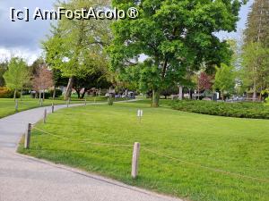 [P31] prin Bled » foto by zlatna
 - 
<span class="allrVoted glyphicon glyphicon-heart hidden" id="av1508647"></span>
<a class="m-l-10 hidden" id="sv1508647" onclick="voting_Foto_DelVot(,1508647,11040)" role="button">șterge vot <span class="glyphicon glyphicon-remove"></span></a>
<a id="v91508647" class=" c-red"  onclick="voting_Foto_SetVot(1508647)" role="button"><span class="glyphicon glyphicon-heart-empty"></span> <b>LIKE</b> = Votează poza</a> <img class="hidden"  id="f1508647W9" src="/imagini/loader.gif" border="0" /><span class="AjErrMes hidden" id="e1508647ErM"></span>