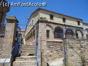 [P51] Intrare la Catedrala Agios Giorgios, Polychnitos.  » foto by maryka
 - 
<span class="allrVoted glyphicon glyphicon-heart hidden" id="av997678"></span>
<a class="m-l-10 hidden" id="sv997678" onclick="voting_Foto_DelVot(,997678,11090)" role="button">șterge vot <span class="glyphicon glyphicon-remove"></span></a>
<a id="v9997678" class=" c-red"  onclick="voting_Foto_SetVot(997678)" role="button"><span class="glyphicon glyphicon-heart-empty"></span> <b>LIKE</b> = Votează poza</a> <img class="hidden"  id="f997678W9" src="/imagini/loader.gif" border="0" /><span class="AjErrMes hidden" id="e997678ErM"></span>