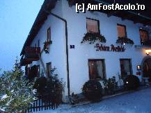 [P01] vedere de la intrare ,in spate vederea ofera o panorama a Salzburgului. » foto by elenahelen
 - 
<span class="allrVoted glyphicon glyphicon-heart hidden" id="av297796"></span>
<a class="m-l-10 hidden" id="sv297796" onclick="voting_Foto_DelVot(,297796,11094)" role="button">șterge vot <span class="glyphicon glyphicon-remove"></span></a>
<a id="v9297796" class=" c-red"  onclick="voting_Foto_SetVot(297796)" role="button"><span class="glyphicon glyphicon-heart-empty"></span> <b>LIKE</b> = Votează poza</a> <img class="hidden"  id="f297796W9" src="/imagini/loader.gif" border="0" /><span class="AjErrMes hidden" id="e297796ErM"></span>