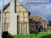 [P17] Casa natala a lui Shakespeare » foto by Traveller
 - 
<span class="allrVoted glyphicon glyphicon-heart hidden" id="av60875"></span>
<a class="m-l-10 hidden" id="sv60875" onclick="voting_Foto_DelVot(,60875,11114)" role="button">șterge vot <span class="glyphicon glyphicon-remove"></span></a>
<a id="v960875" class=" c-red"  onclick="voting_Foto_SetVot(60875)" role="button"><span class="glyphicon glyphicon-heart-empty"></span> <b>LIKE</b> = Votează poza</a> <img class="hidden"  id="f60875W9" src="/imagini/loader.gif" border="0" /><span class="AjErrMes hidden" id="e60875ErM"></span>